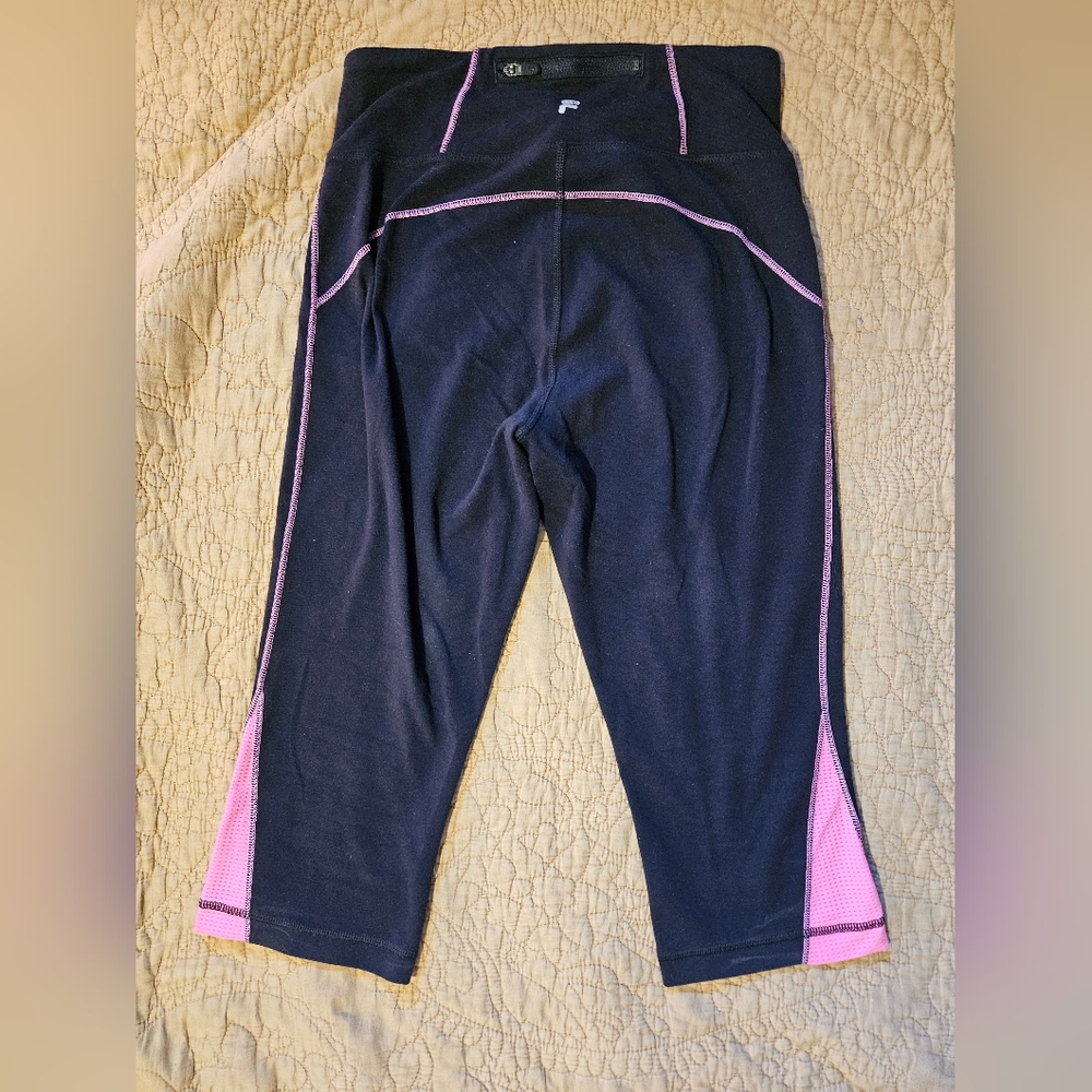 FILA Bundle - Picture 6 of 7